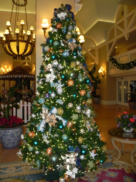 Epcot Resorts Holidays Beach Club tree