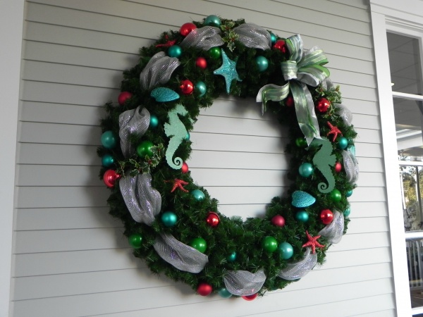 Epcot Resorts Holidays Beach Club wreath