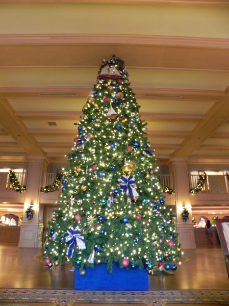 Epcot Resorts Holidays Yacht Club Tree