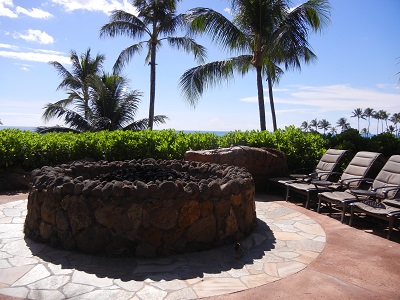 Mo'olelo fire pit