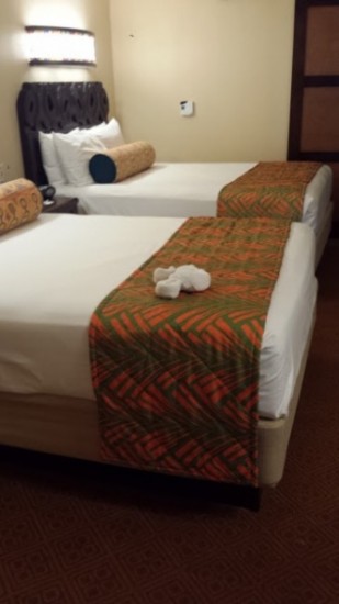 Caribbean Beach Resort Queen Beds