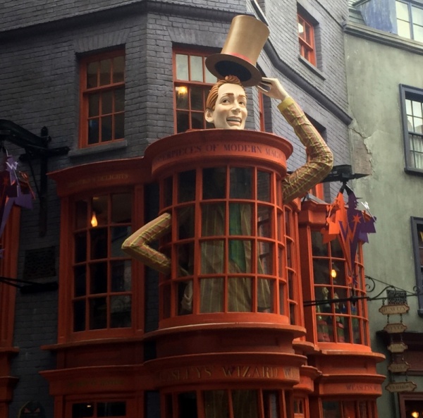 Weasley's Wizard Wheezes Diagon Alley