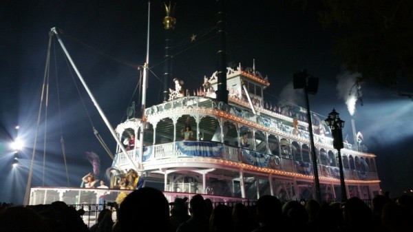 Mark Twain Steamboat during Fantasmic