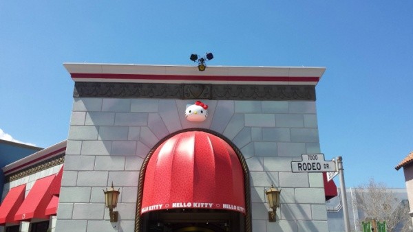 Hello Kitty Storefront