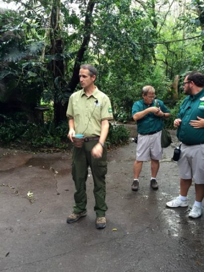 Animal Expert teaching us about the birds