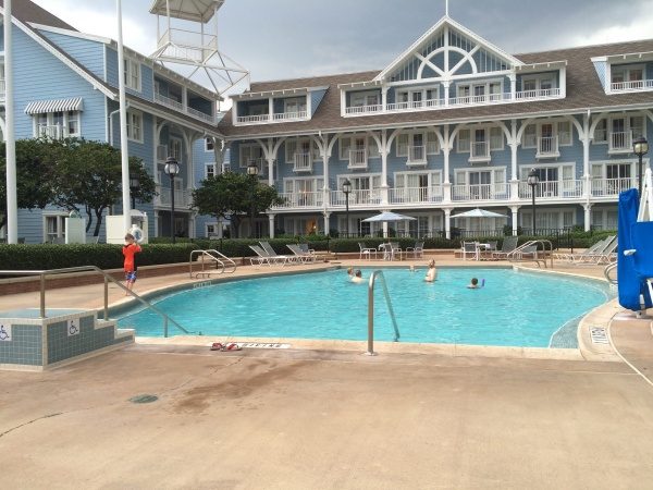 Take a break in the pool while you wash clothes!