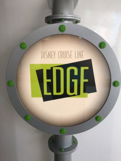 Disney Wonder - Edge