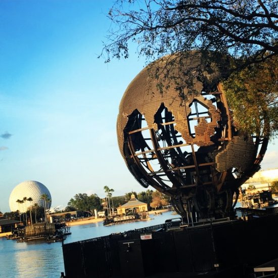Spaceship Eartch and Illuminations Earth Spaceship Eartch and Illuminations Earth