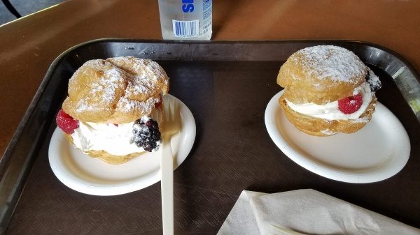Cream Puffs from the Kringla og Kafe