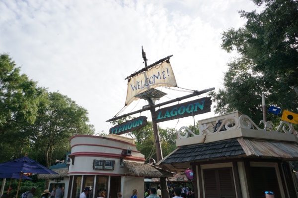 Typhoon Lagoon welcome sign