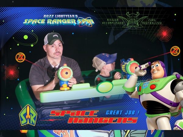 Buzz Lightyear Space Ranger Spin Disney Attractions without Height Requirements