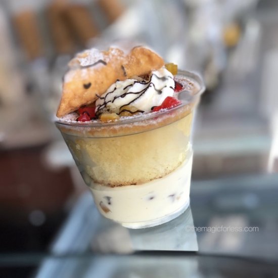 WDW Epcot Cannoli Cupcake Cup Epcot Cannoli Cupcake