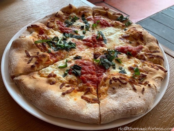 Margherita Pizza from Red Oven