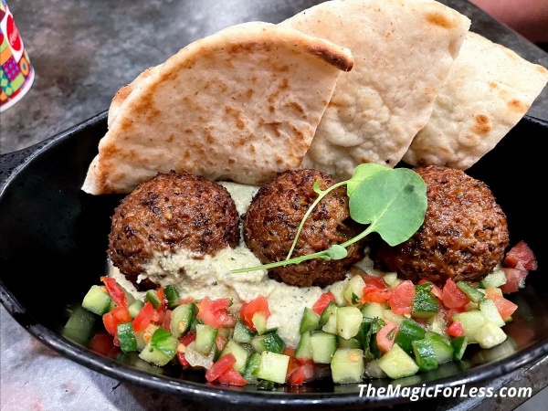 Felucian Kefta & Hummus Garden Spread Docking Bay 7 Disneyland Quick Service Star Wars
