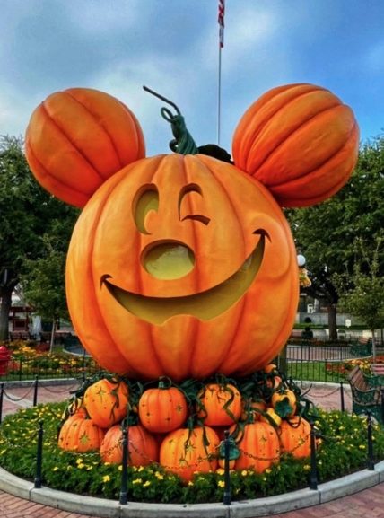 The Top Reasons to Plan a Fall Visit to Disneyland