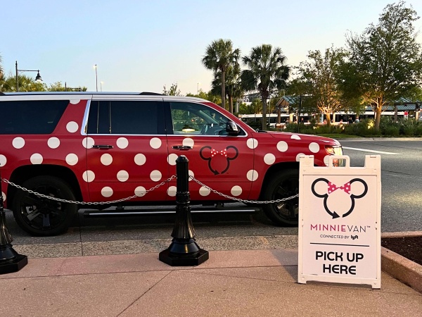 Minnie Van