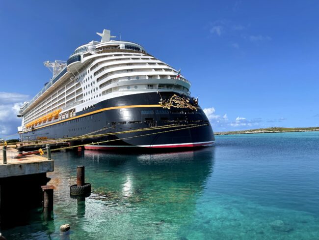 Disney Dream Ship