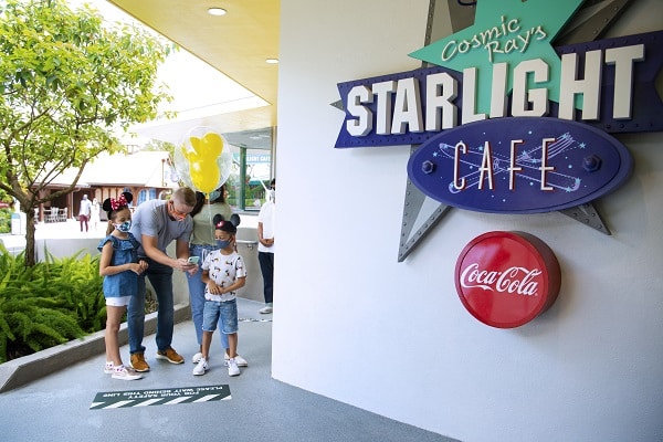 Cosmic Ray's Starlight Cafe Physical Distancing