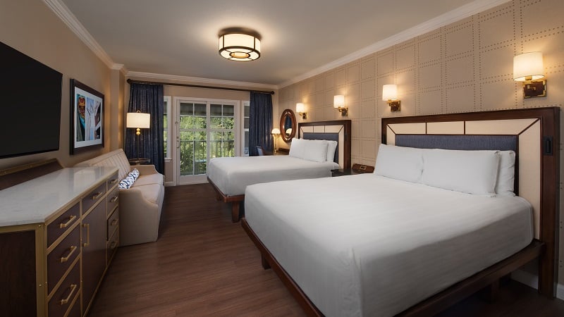 WDW - Yacht Club - Standard Guest Room