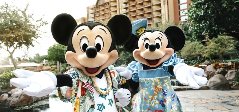 Mickey and Minnie at Aulani