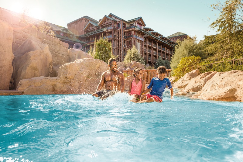 WDW Wilderness Lodge Pool Guests