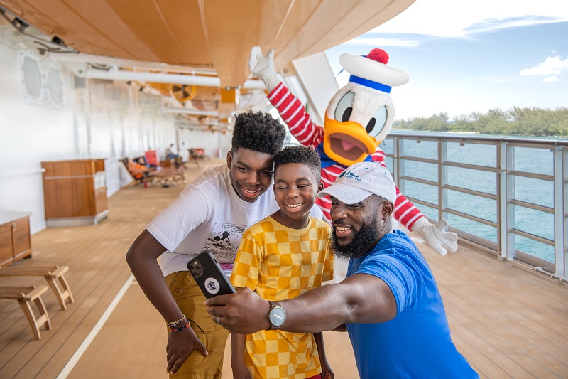 Donald Duck - Disney Cruise Line Caribbean Cruise