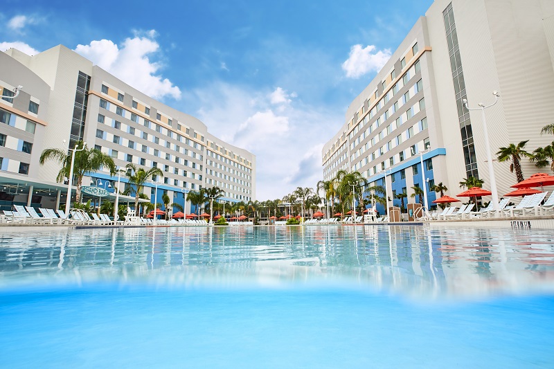 Swimming Pool - Universal's Endless Summer Resort - Surfside Inn and Suites