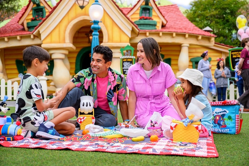 Disneyland ToonTown - Book a 2024 Disneyland Package Today