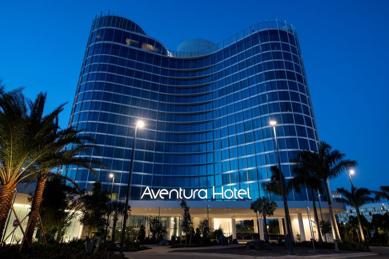 Universal’s Aventura Hotel - A Prime Value On-site Hotel at Universal Orlando Resort