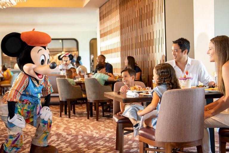 Riviera Resort - Topolinos Terrace - Character Breakfast