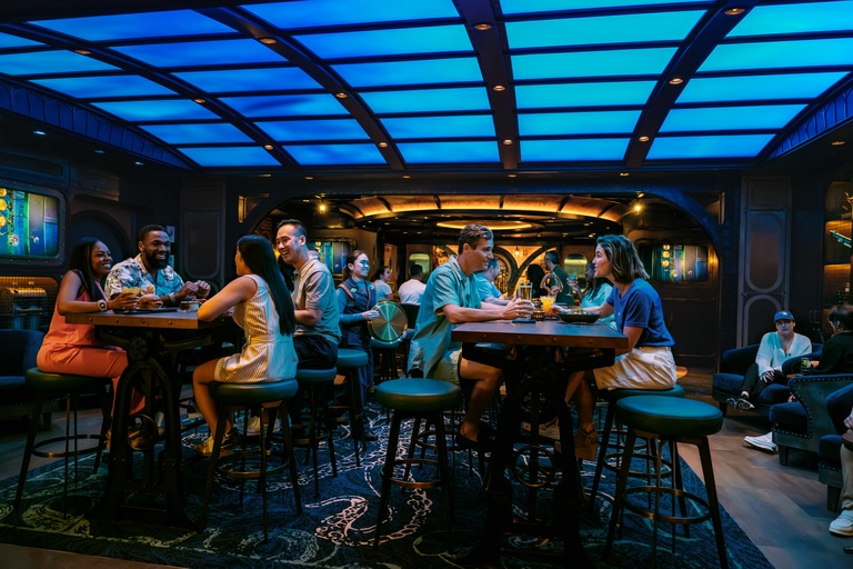 Disney Treasure Periscope Pub