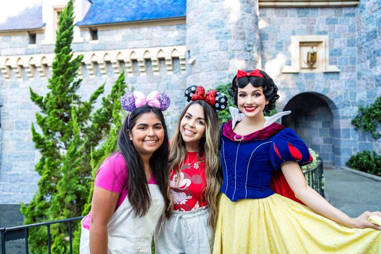Disneyland Snow White