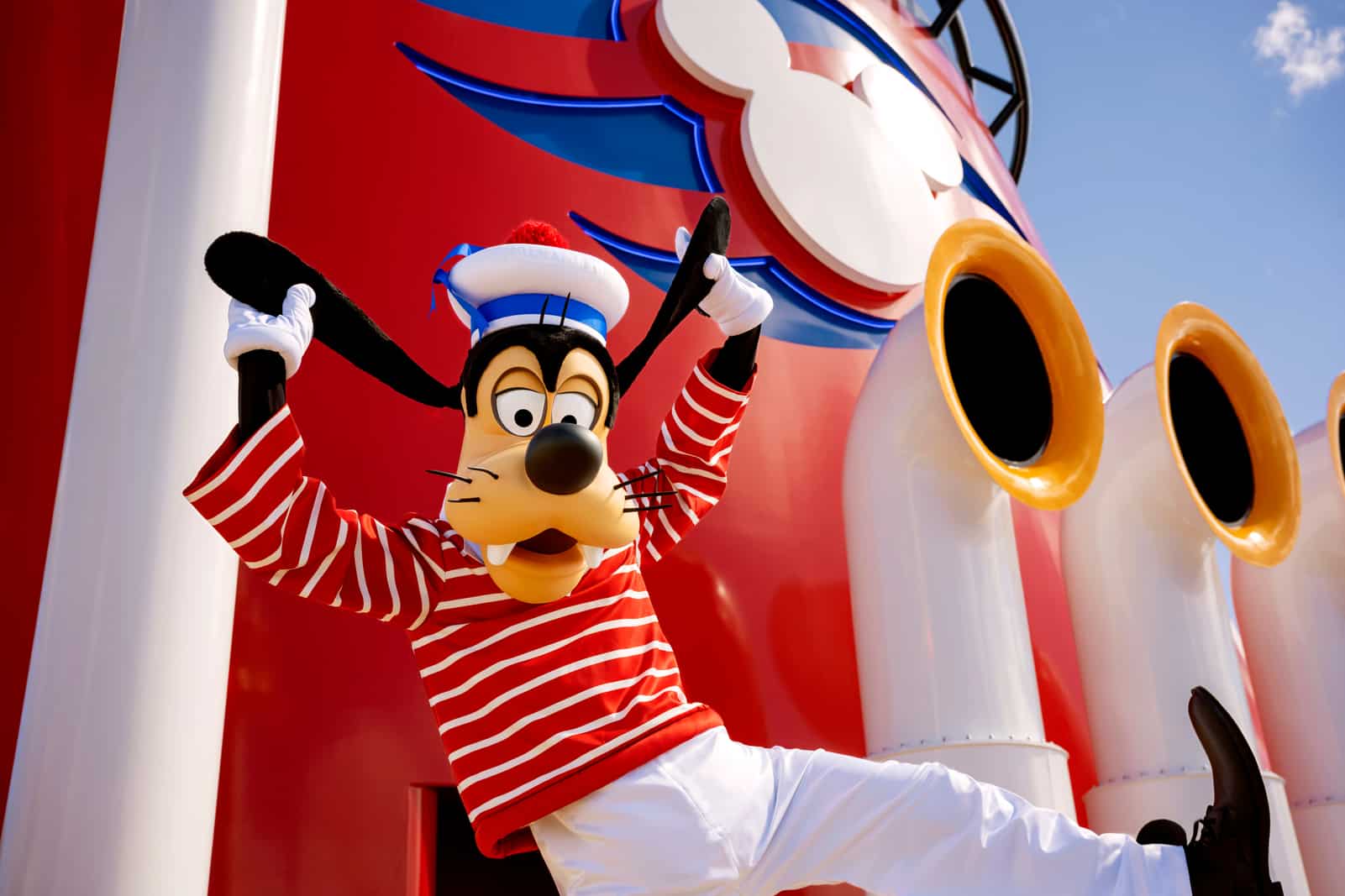 Goofy on DCL upper deck
