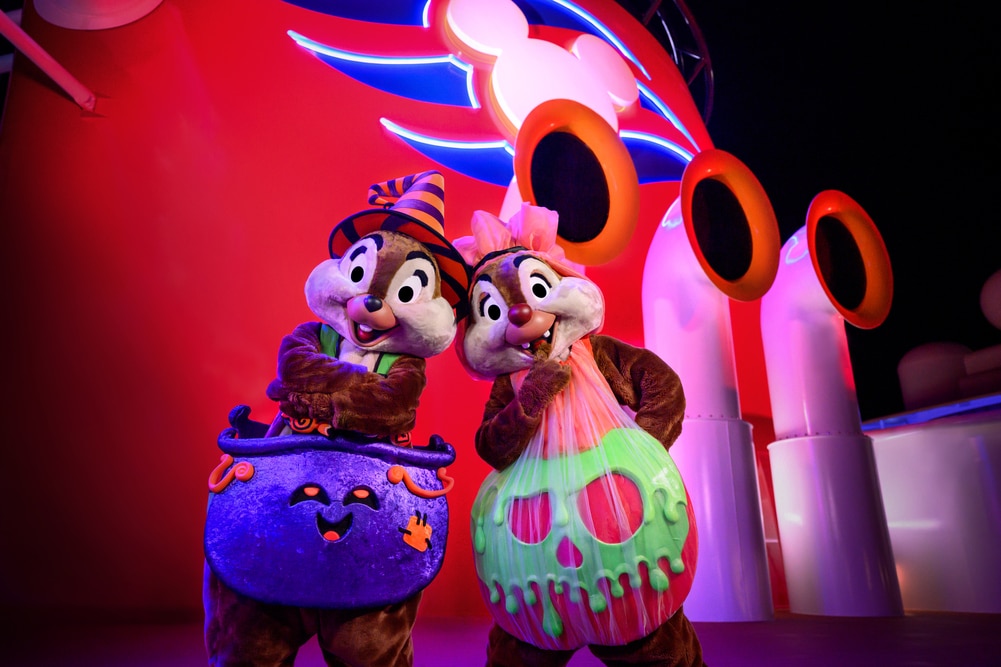 Chip and Dale in Halloween costumes on Disney Cruise Line Halloween on the High Seas sailing